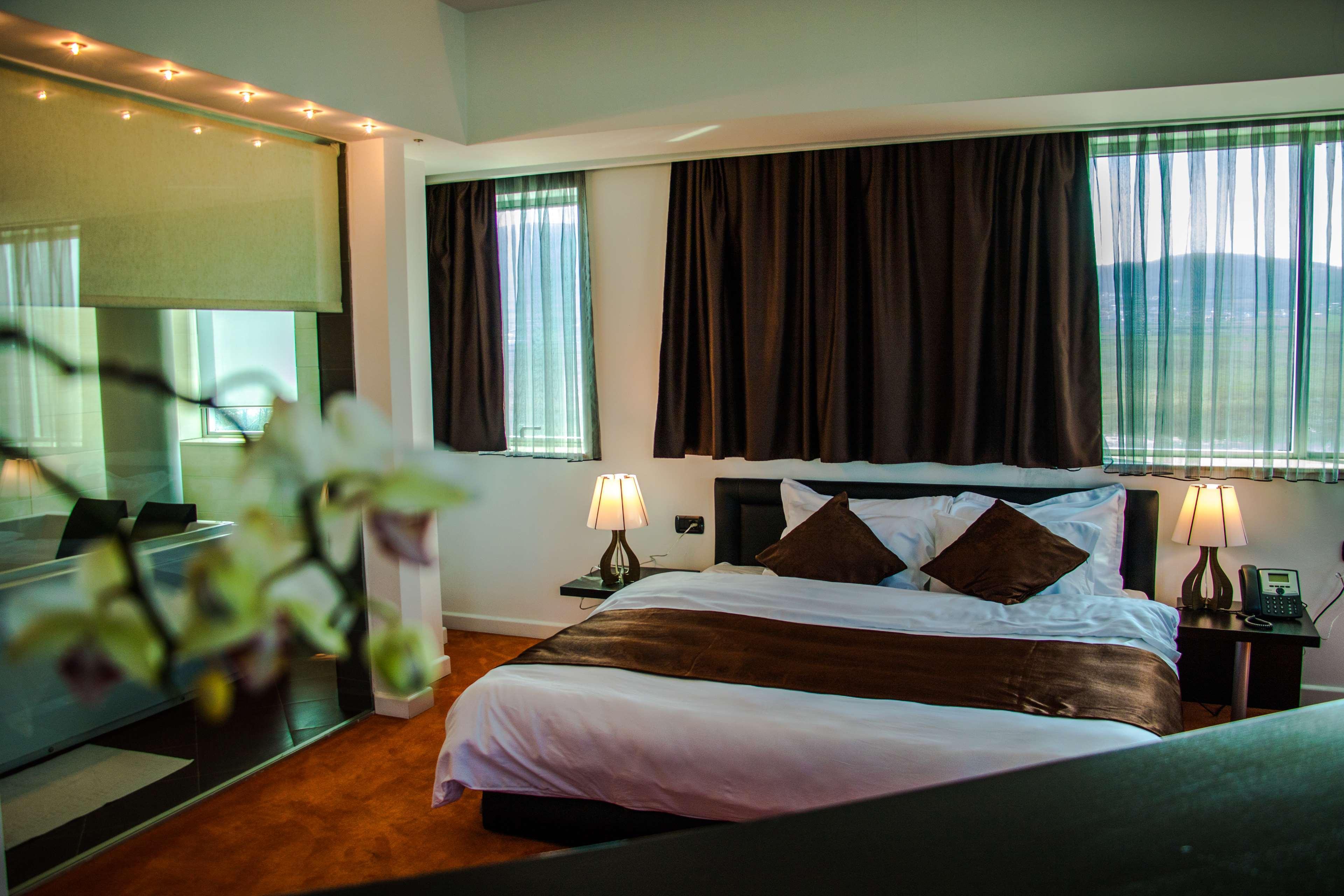 Best Western Hotel Galla Sllatine e Madhe Eksteriør bilde