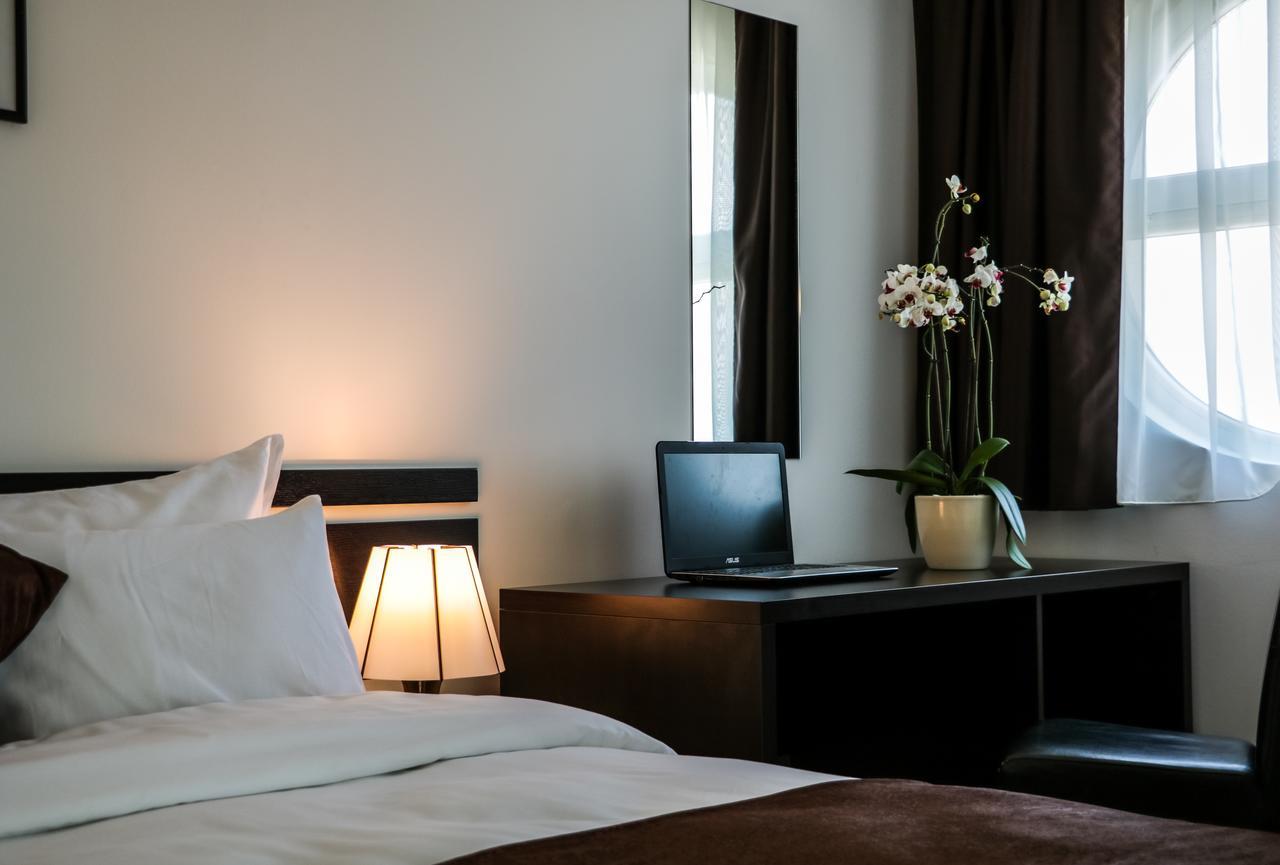 Best Western Hotel Galla Sllatine e Madhe Eksteriør bilde